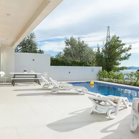 Villa Sima *