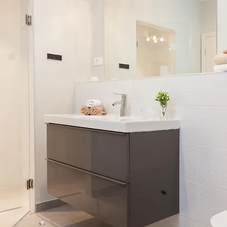 ヴィラ Sima マカルスカ